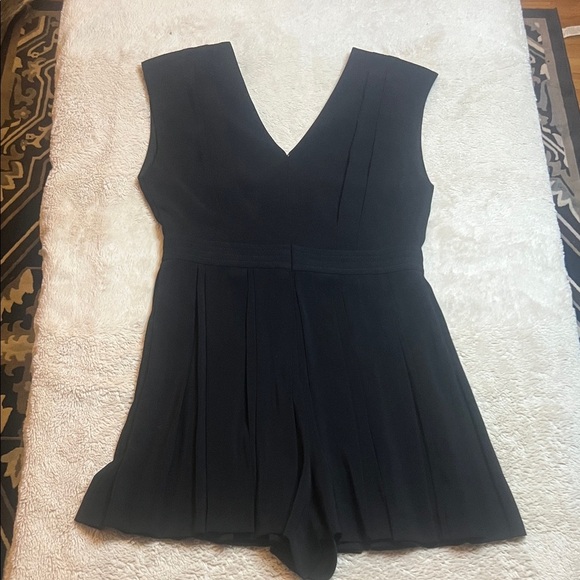 Sandro Elegant Black Romper Beautiful Construction sz 40 est 8 - Picture 10 of 16